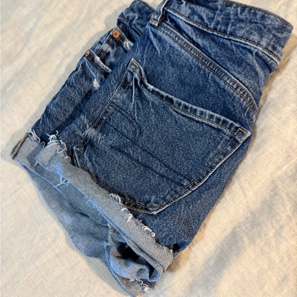 American Eagle Outfitters Women's Distressed Blue Jean Shorts size 6 - Picture 6 of 7